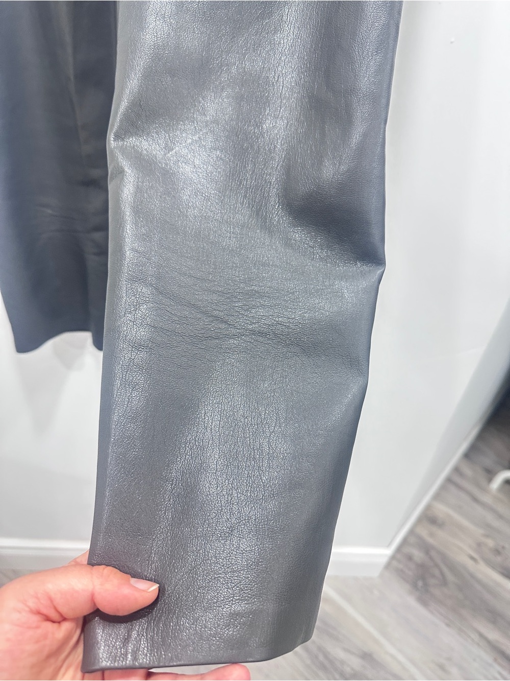 Aritzia Wilfred Melina High Waisted Vegan Leather Pants Charcoal Grey Small S - Picture 12 of 15